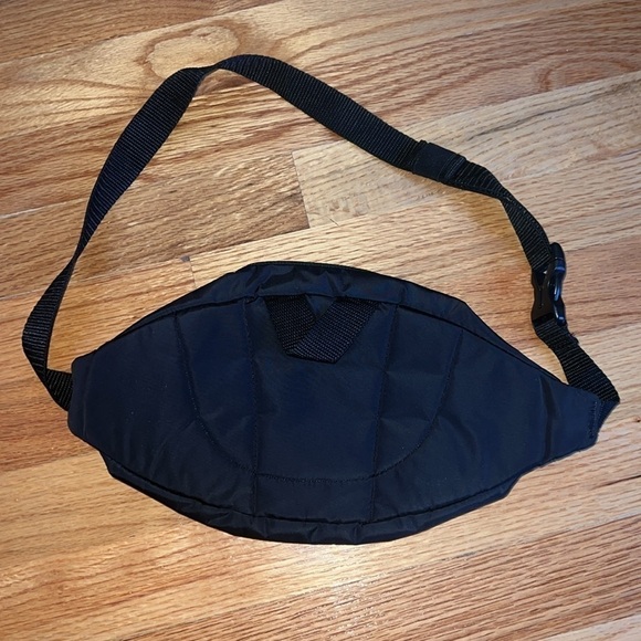 Unisex Adidas Belt Bag - Picture 9 of 9